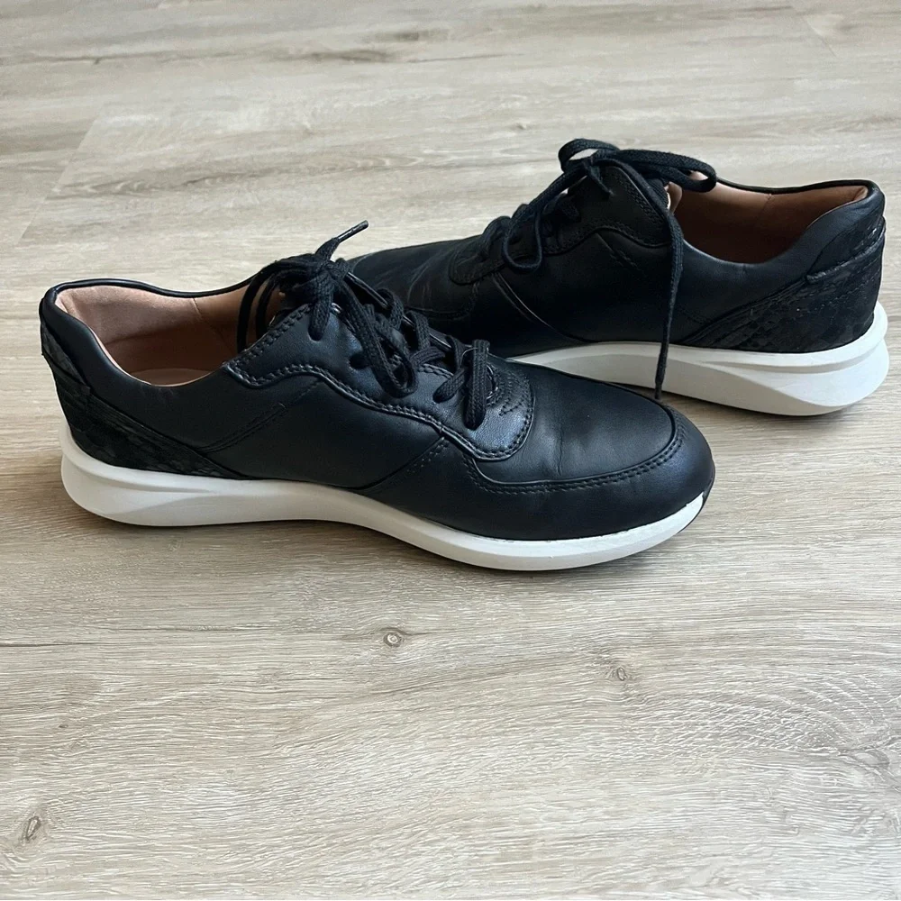 Clarks Womens Unstructured Sneaker Trainer Leather “Un Rio Sprint” Sz 9.5